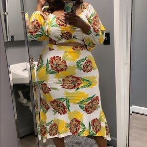 Beautiful two piece skirt set